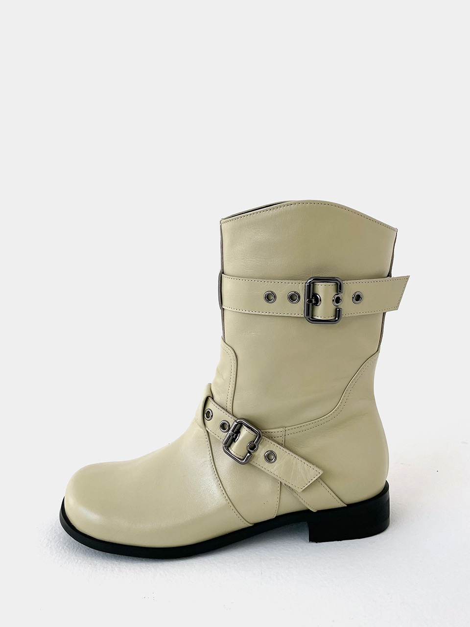 [Out of stock] [Exclusive] Mrc092 Nickel Middle Boots (Yellowish-Cream)