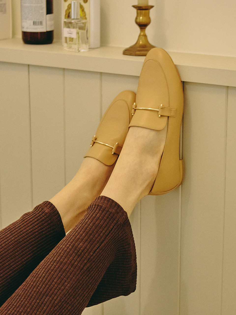 Mrc052 Gold Pin Loafer (Nude Beige)