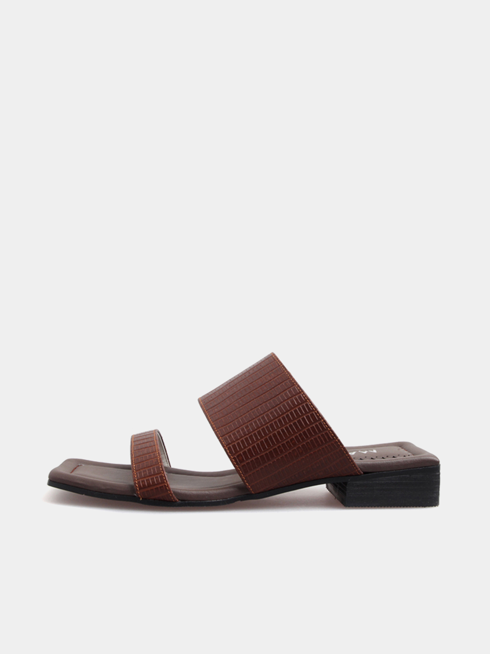 [Restock] Mrc03s Urban Flat Sandal (Brown Crack)